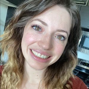 Meet your Posher, Victoria